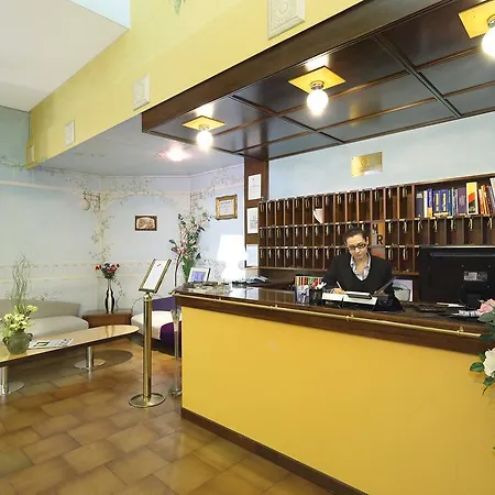 Sogno Aparthotel 3*